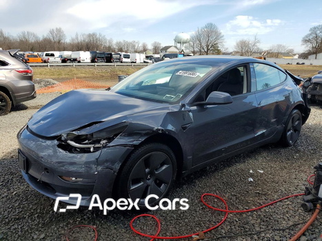 Tesla Model 3 2022 - Image 1 of 13