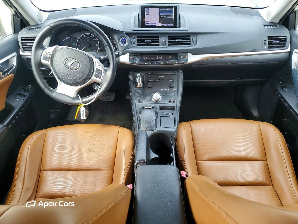 Lexus CT 2013