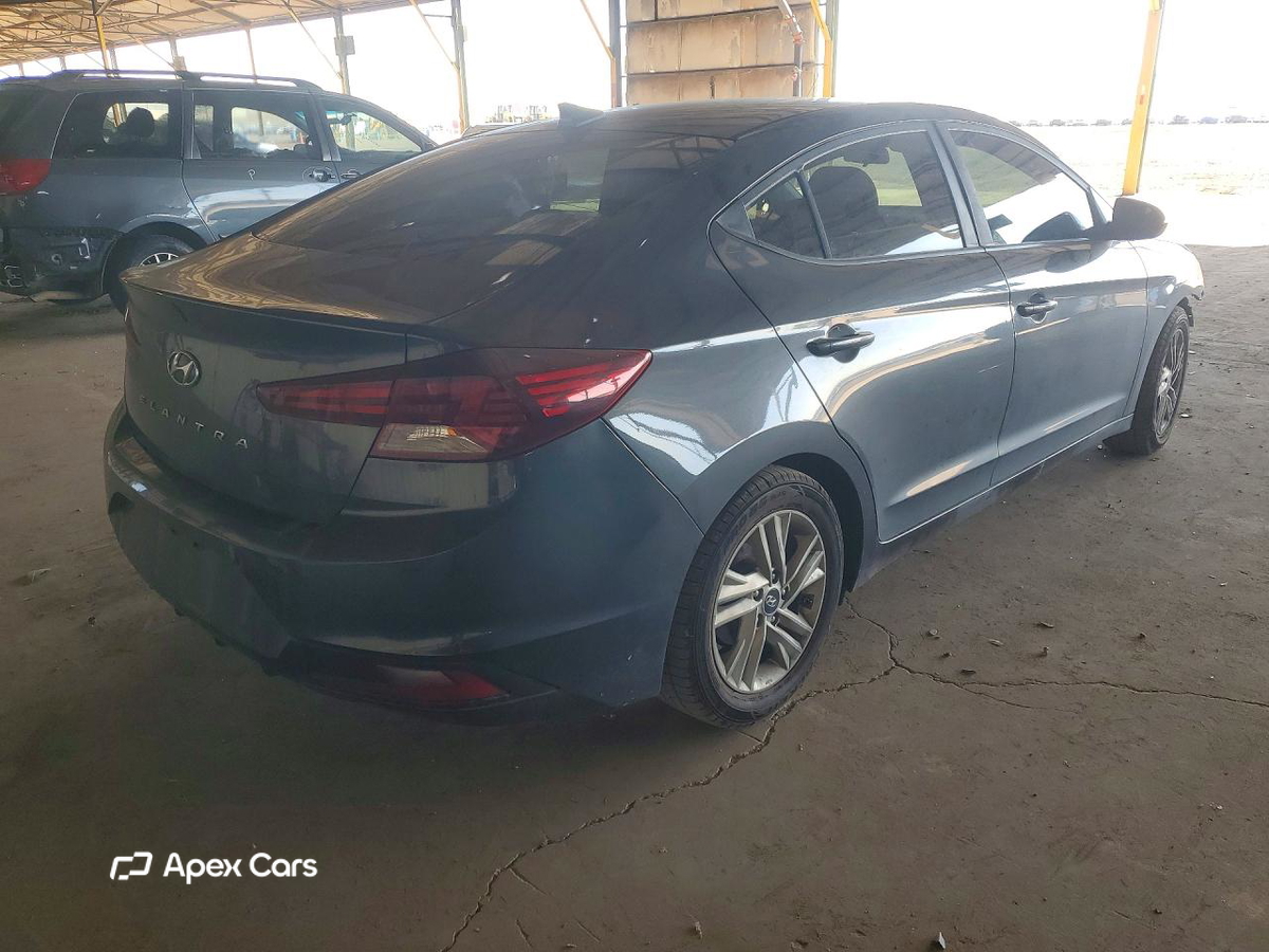 Hyundai Elantra 2020