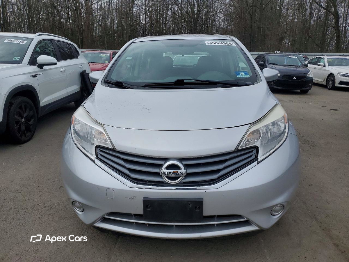 Nissan Versa 2016