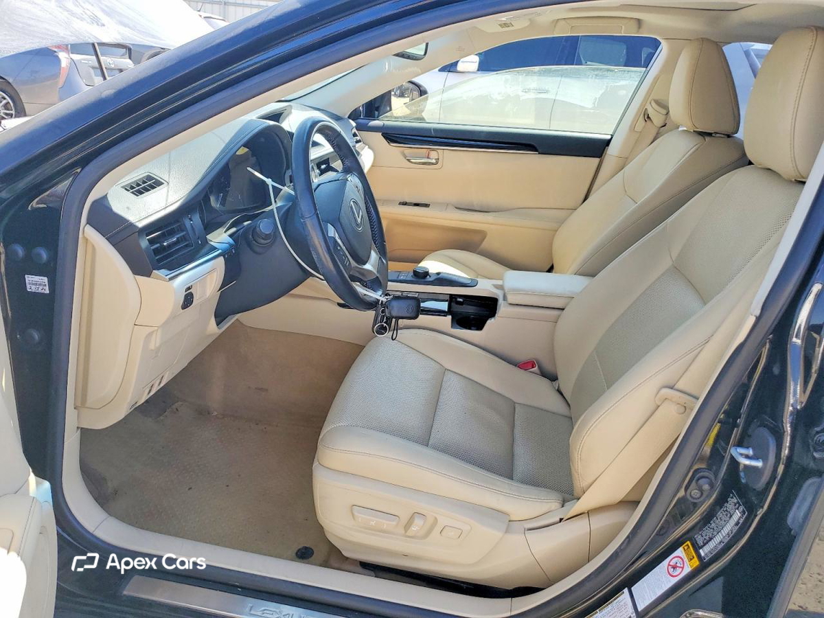 Lexus ES 2015