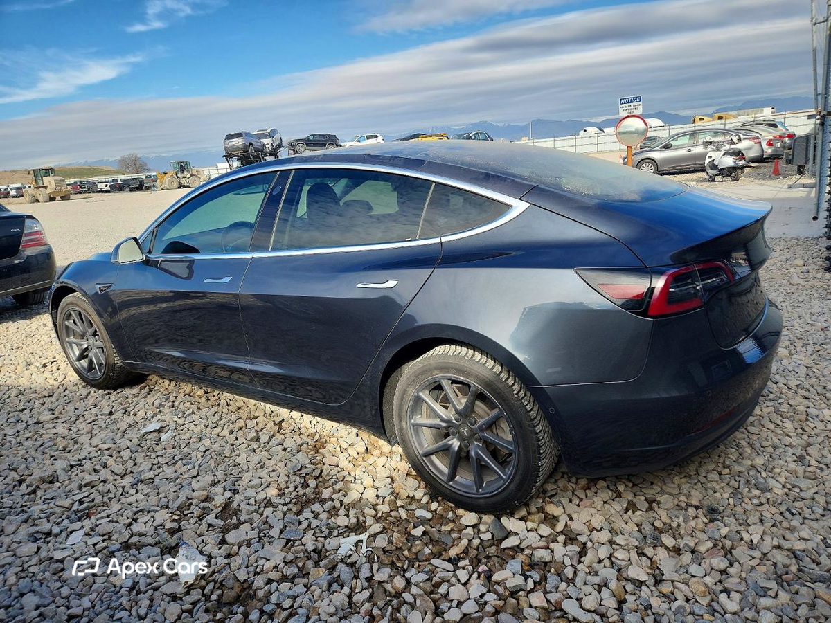 Tesla Model 3 2018