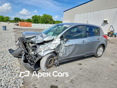 Nissan Versa 2011 - Image 1 of 14
