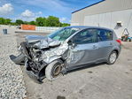 Nissan Versa 2011
