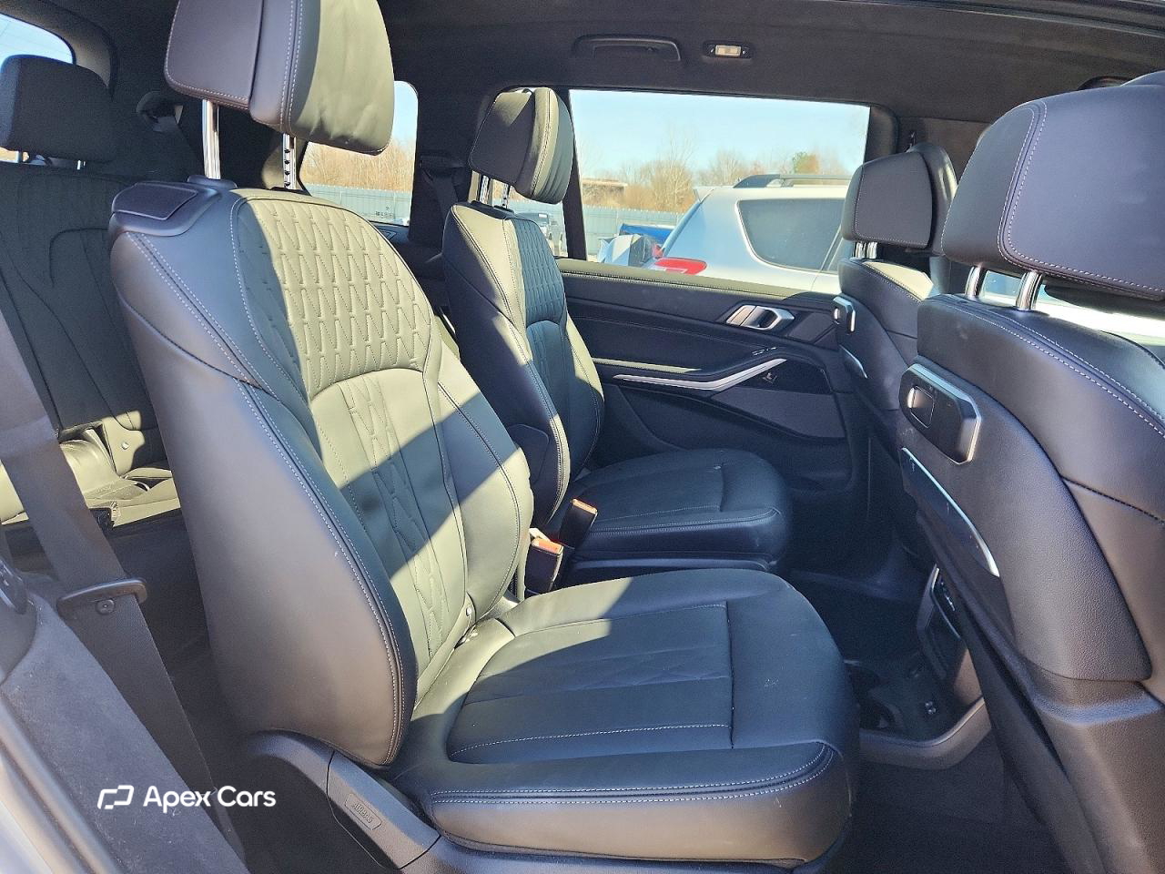 BMW X7 2025