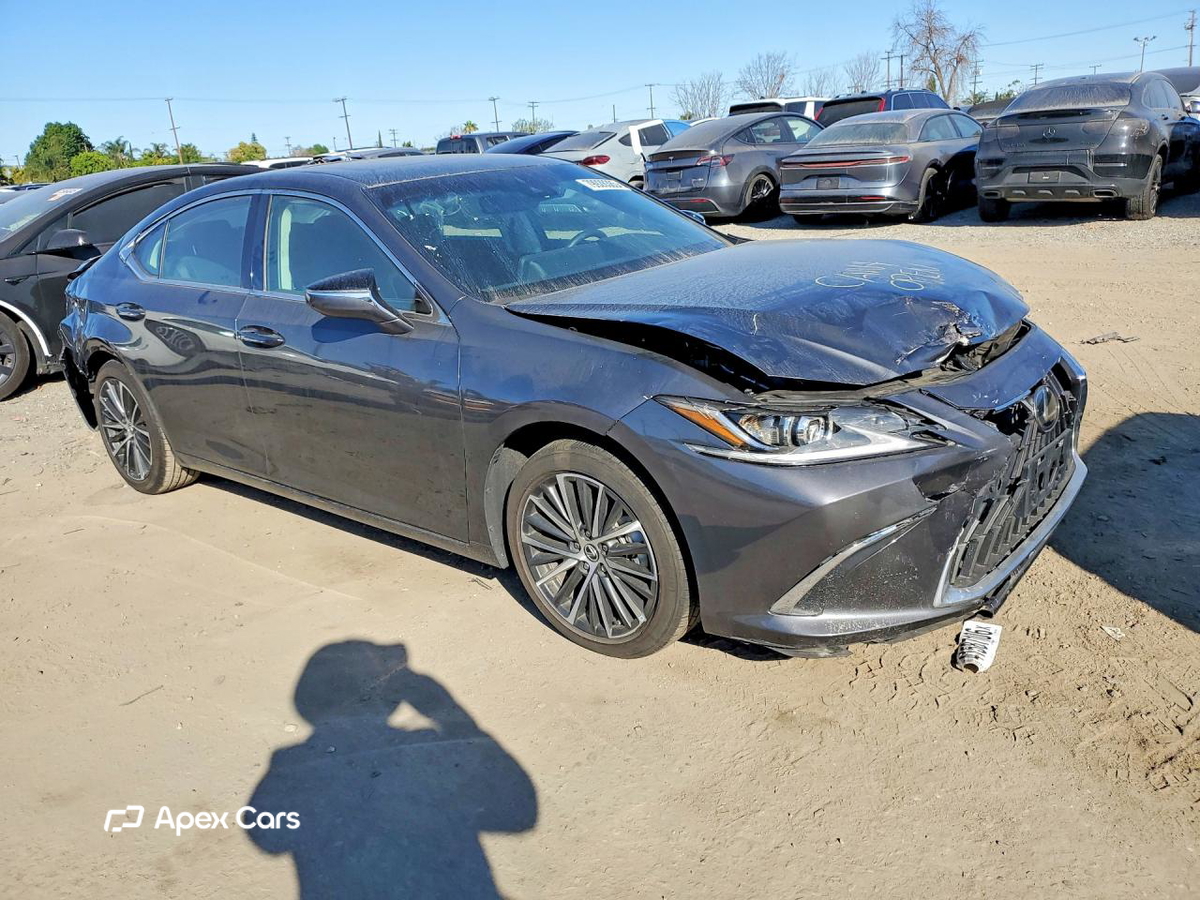 Lexus ES 2024