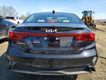 Kia  2023