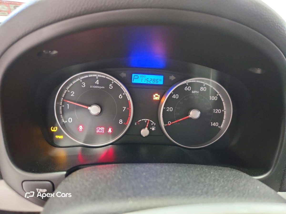 Hyundai Accent 2010