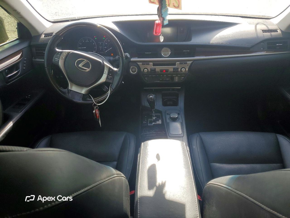 Lexus ES 2015