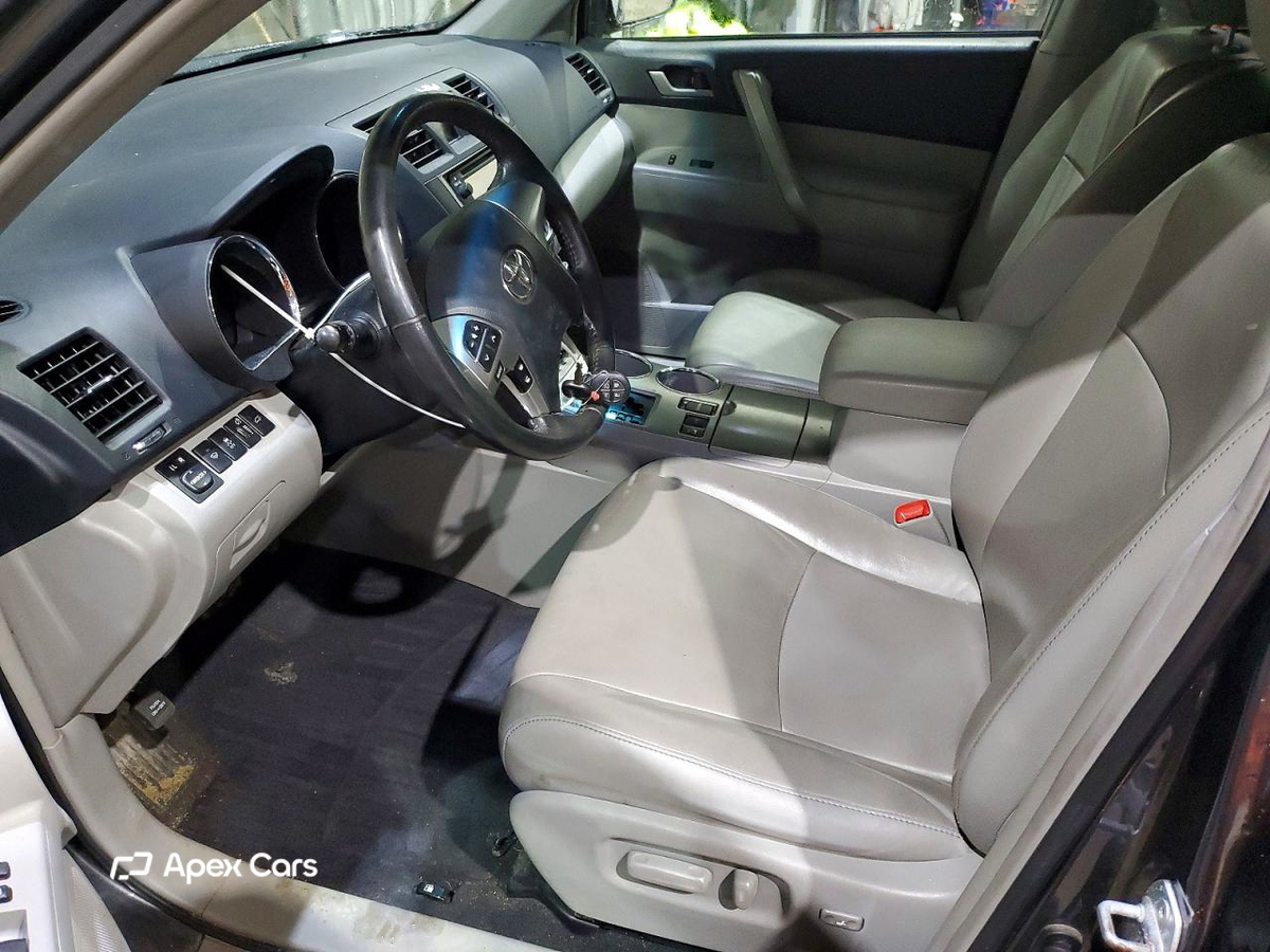 Toyota Highlander 2013
