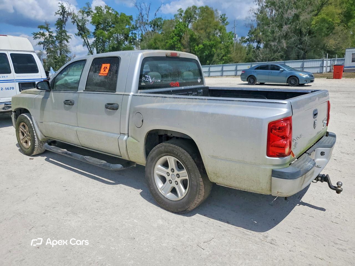 Dodge Dakota 2011