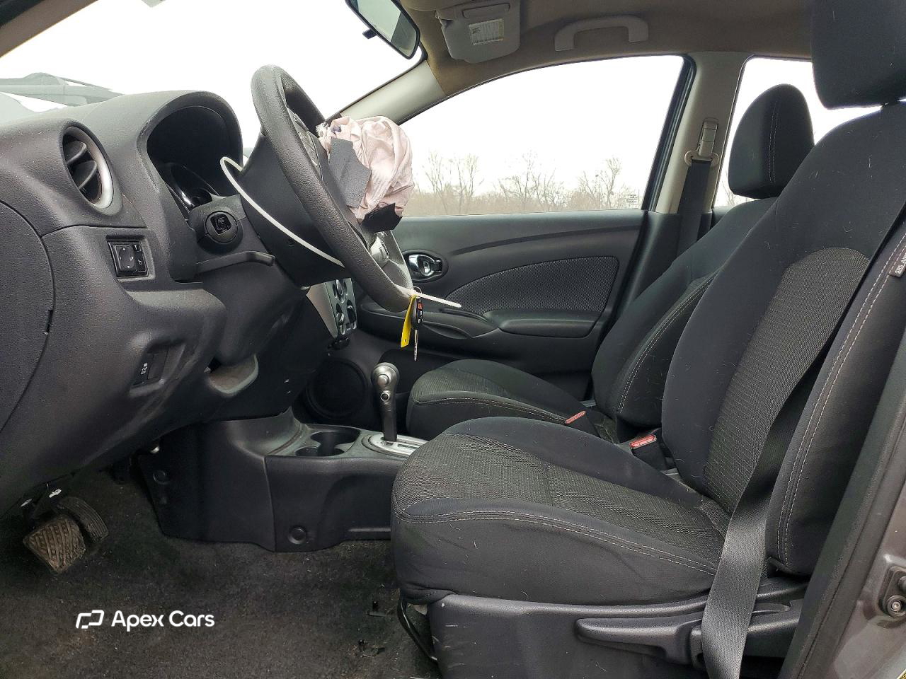 Nissan Versa 2016
