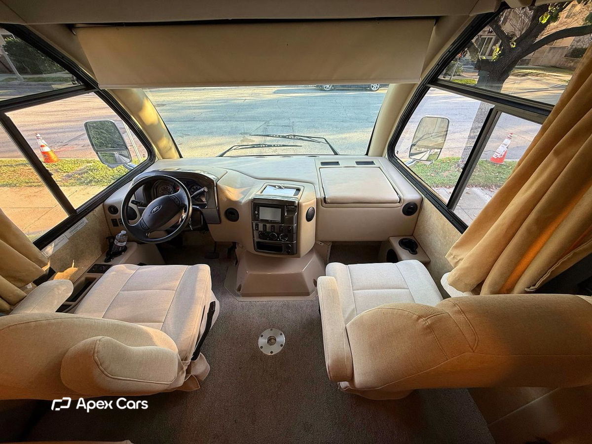 Ford Econoline 2016