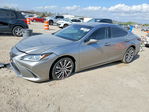 Lexus ES 2020