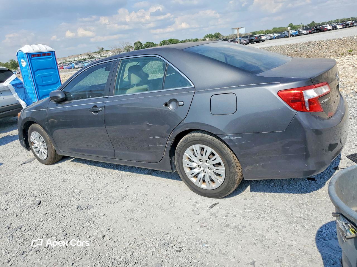 Toyota Camry 2012