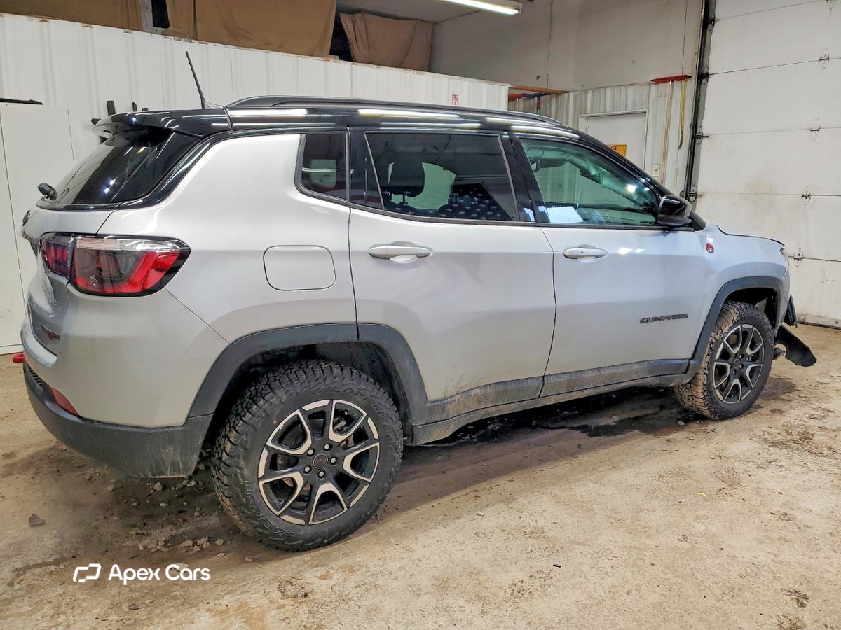 Jeep Compass 2025