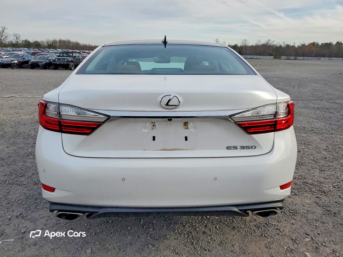 Lexus ES 2016