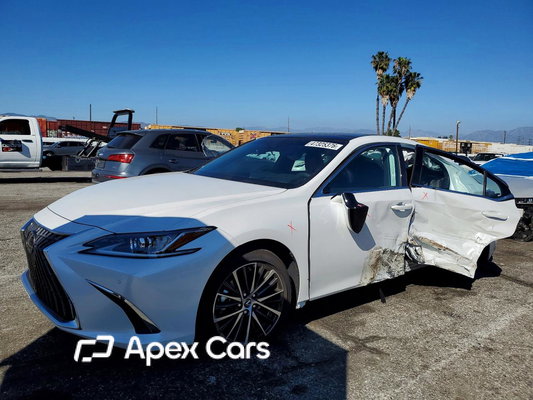 Lexus ES 2025 - Image 1 of 12