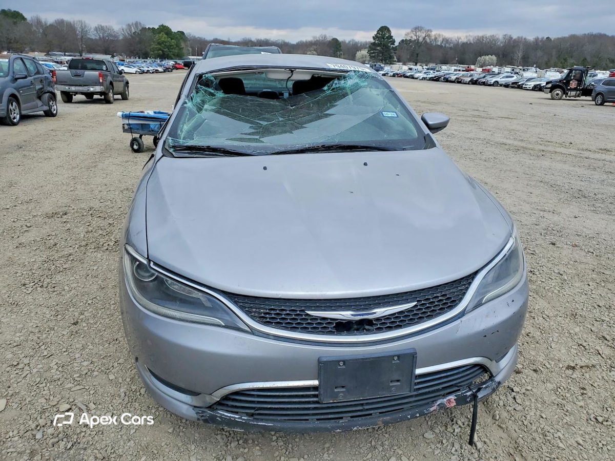 Chrysler 200 2016