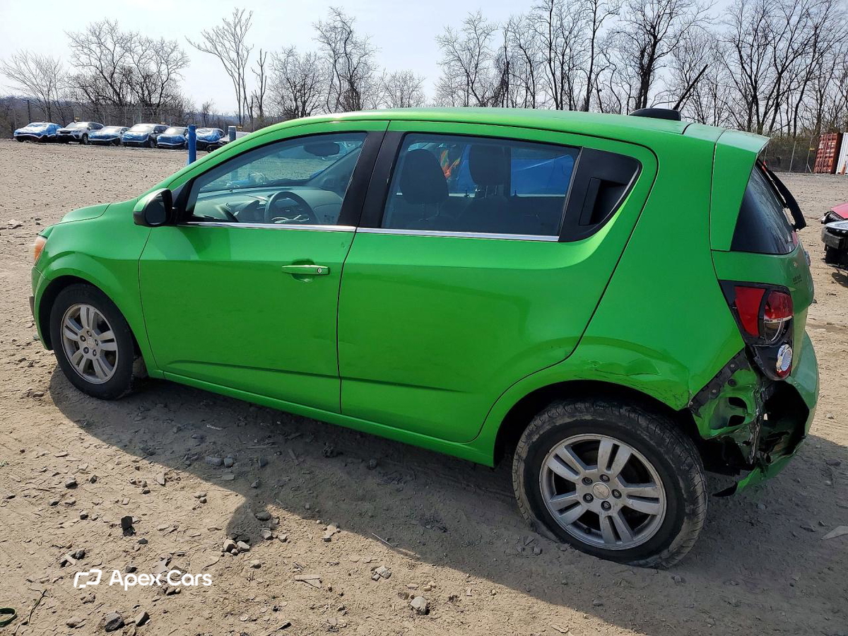 Chevrolet Sonic 2015