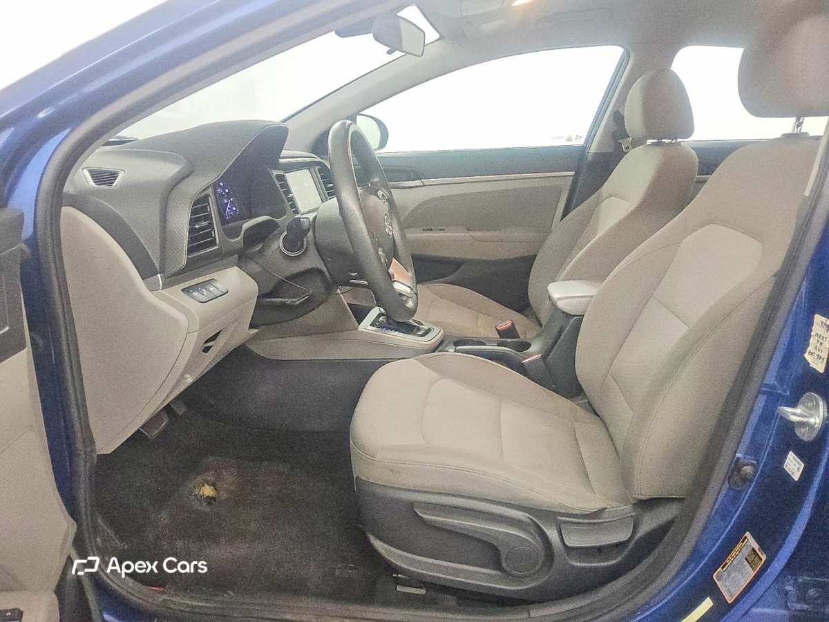 Hyundai Elantra 2020