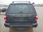Nissan Pathfinder 2001