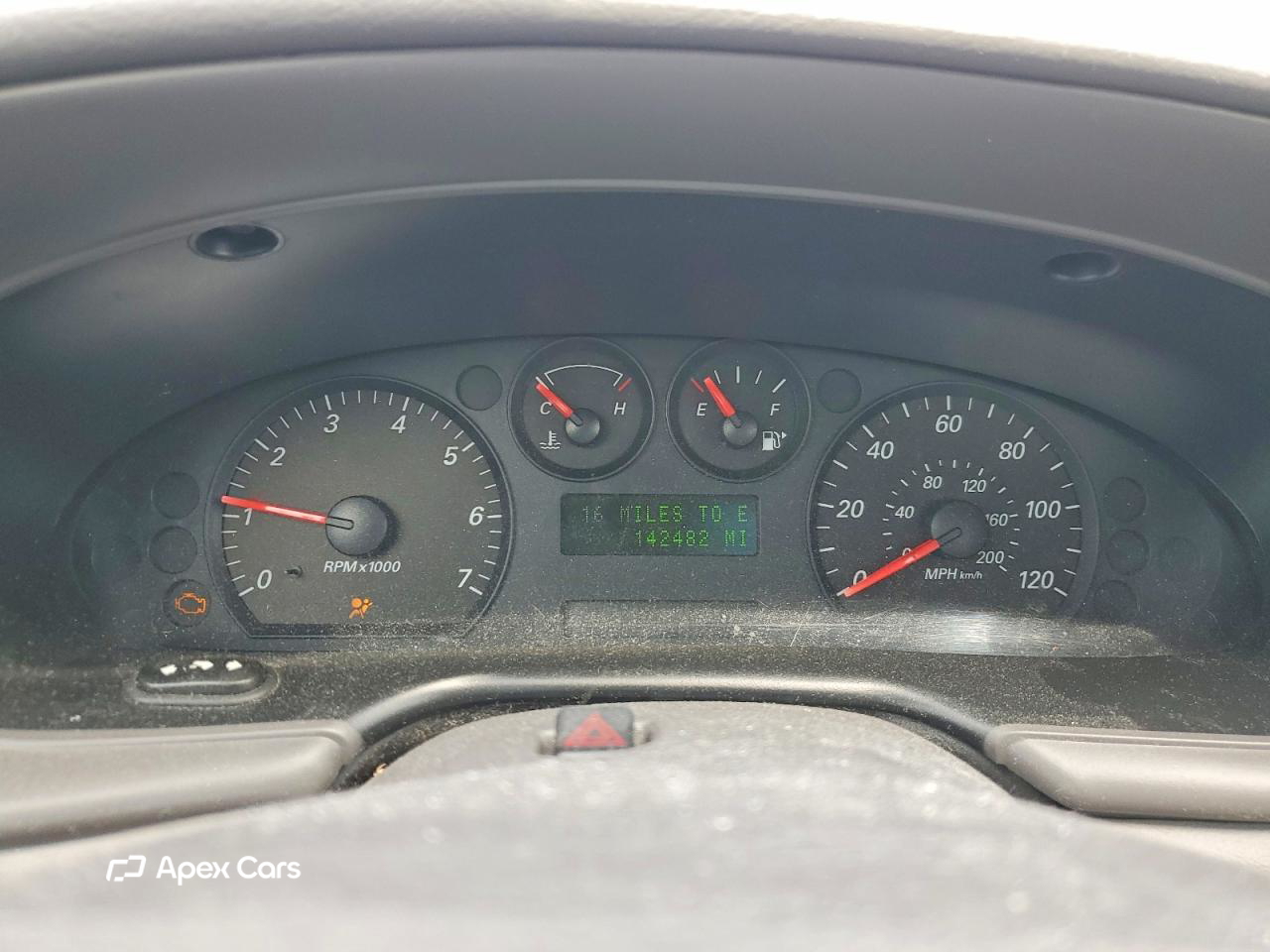 Ford Taurus 2004