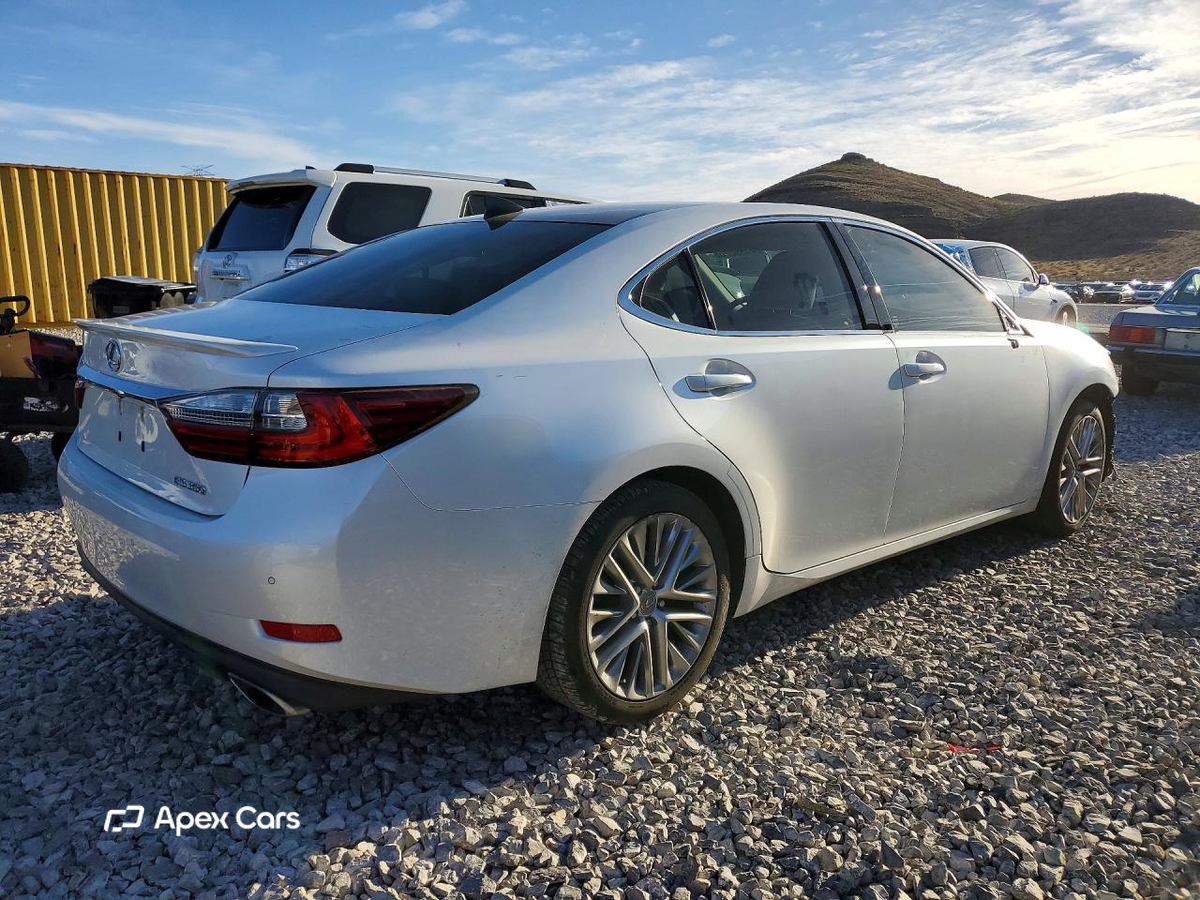 Lexus ES 2017