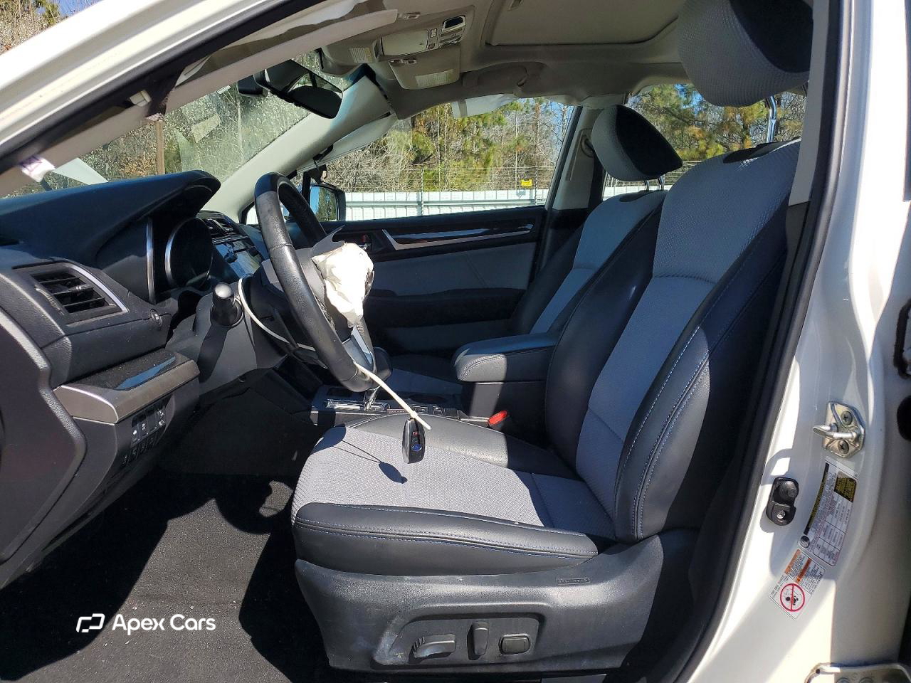 Subaru Legacy 2017