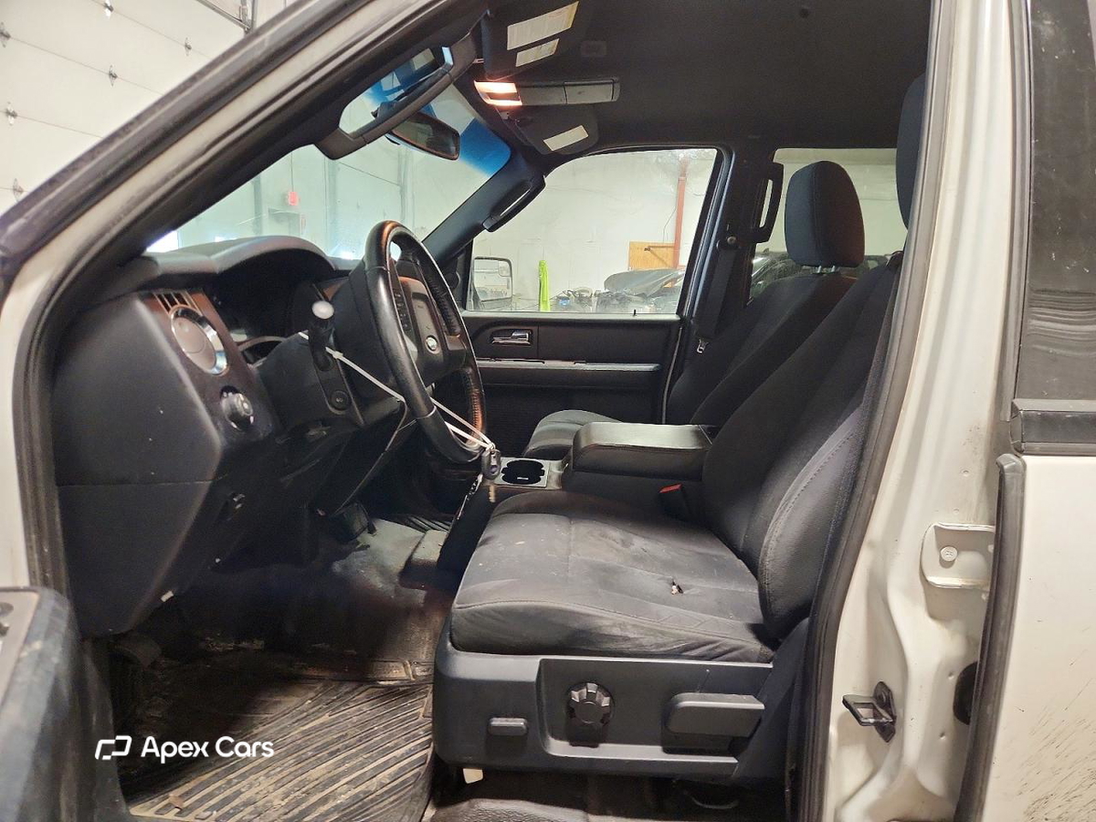Ford Expedition 2016