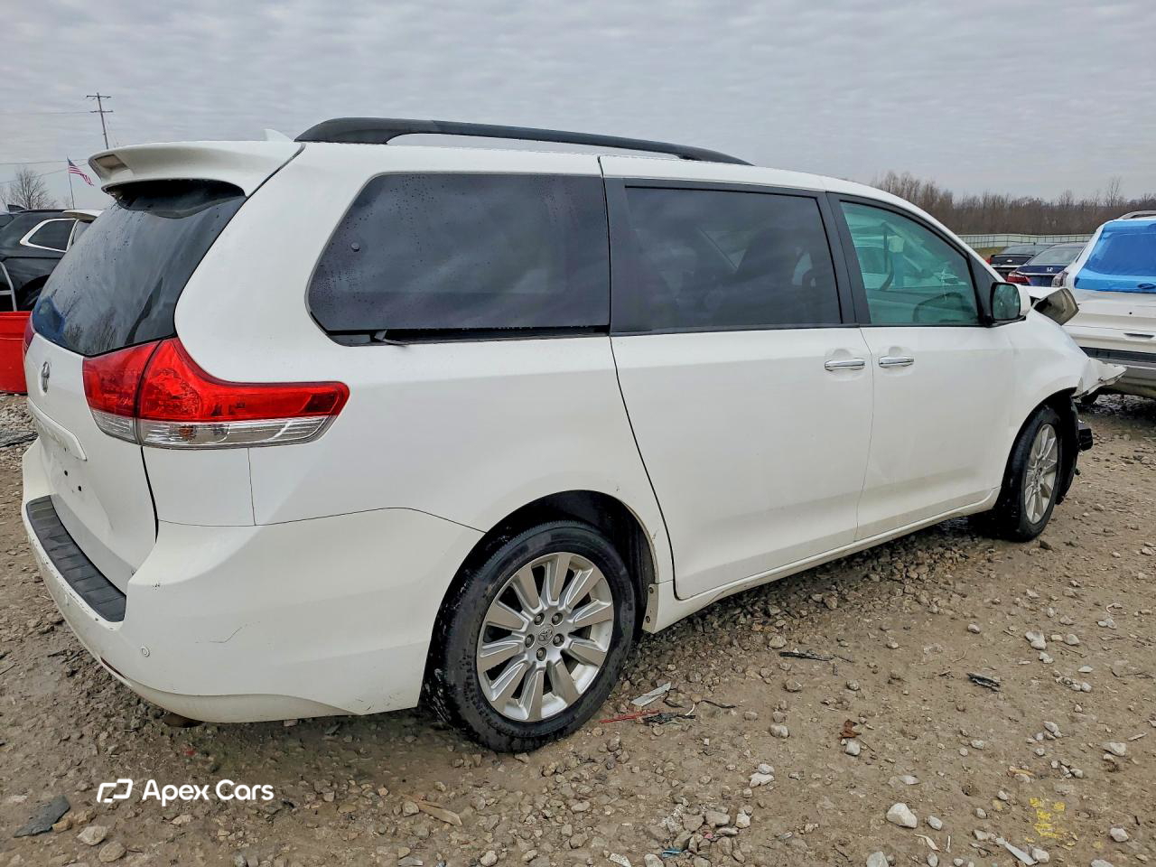 Toyota Sienna 2011