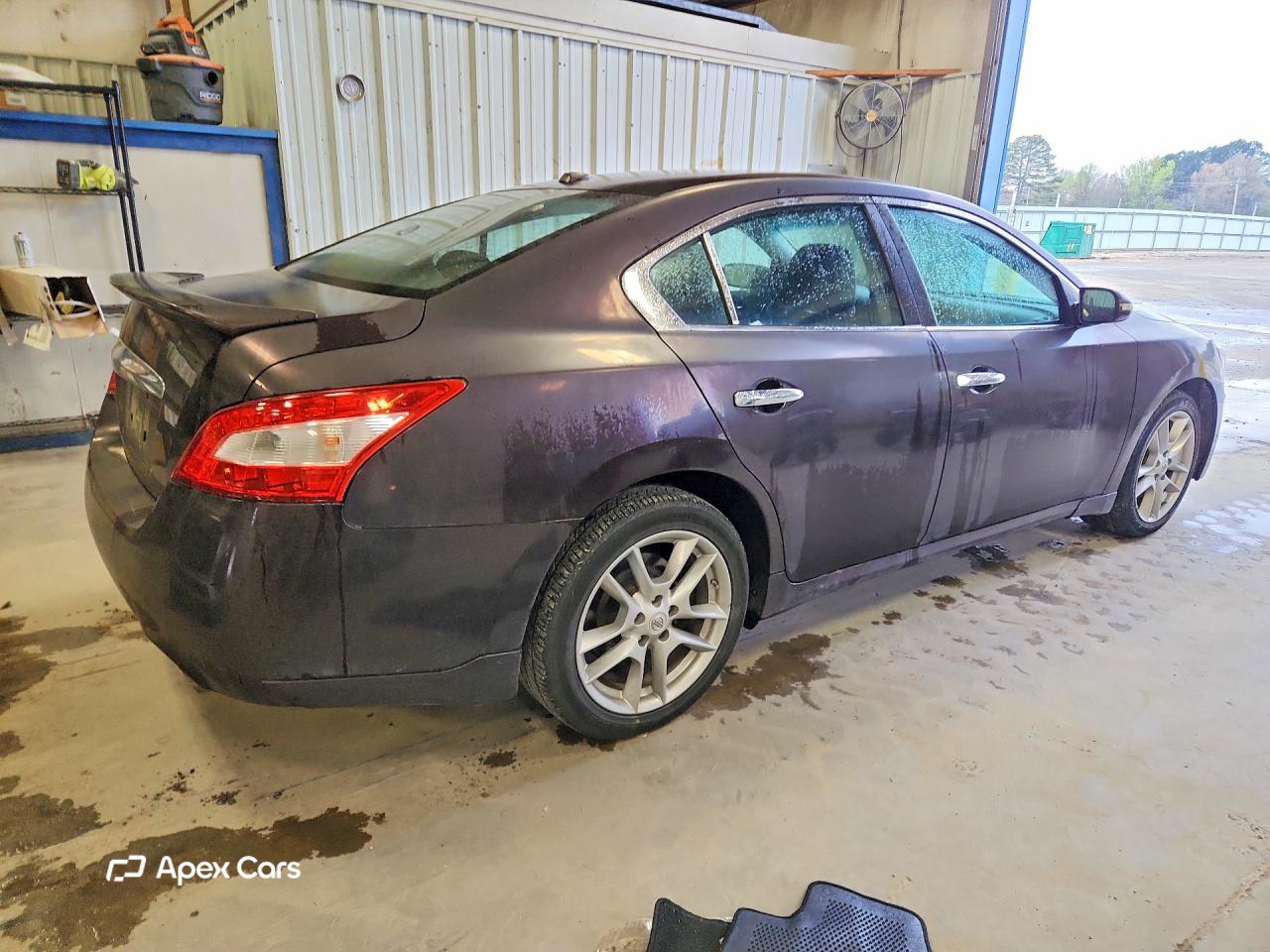 Nissan Maxima 2010