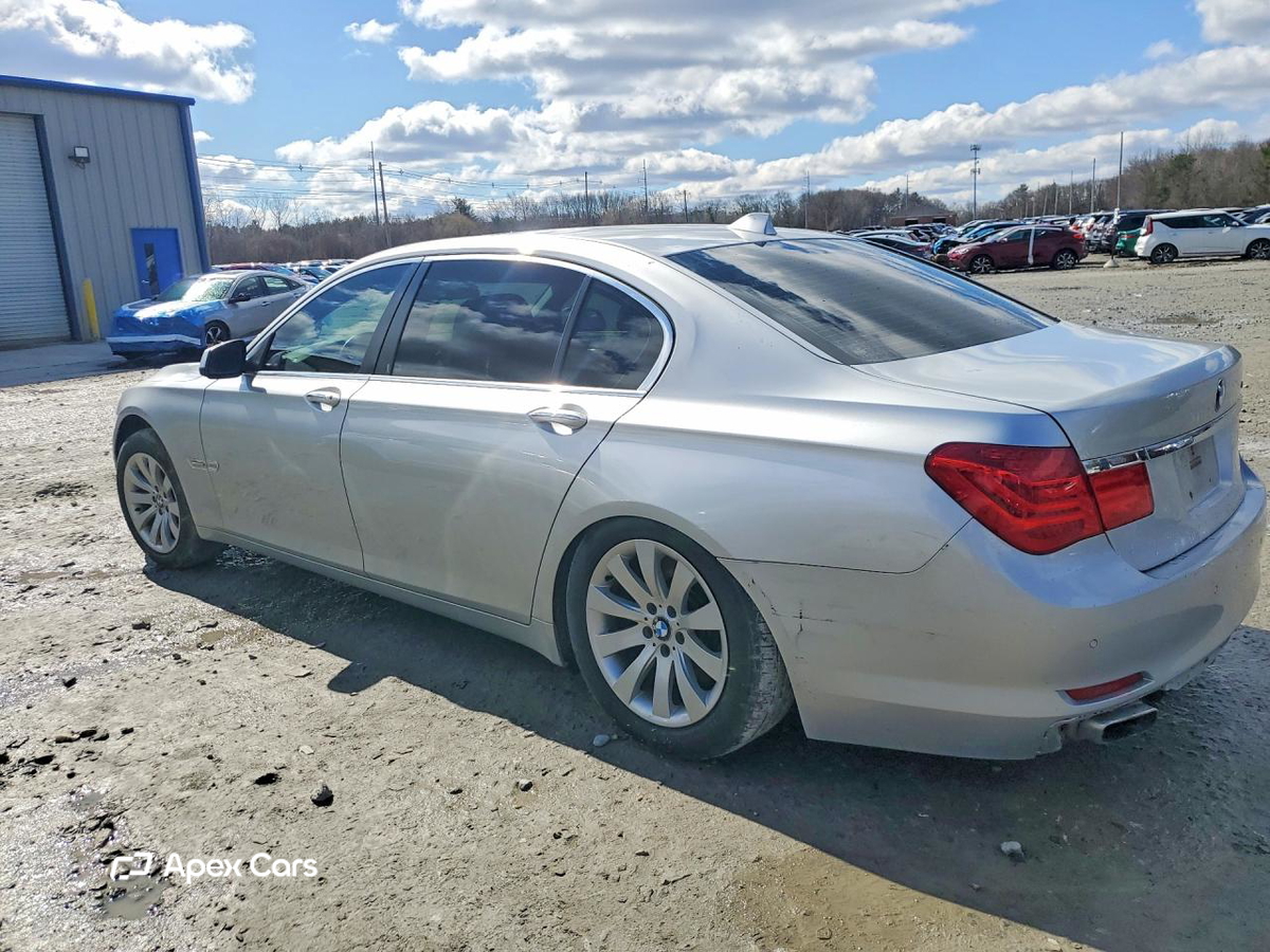 BMW Series 7 2010