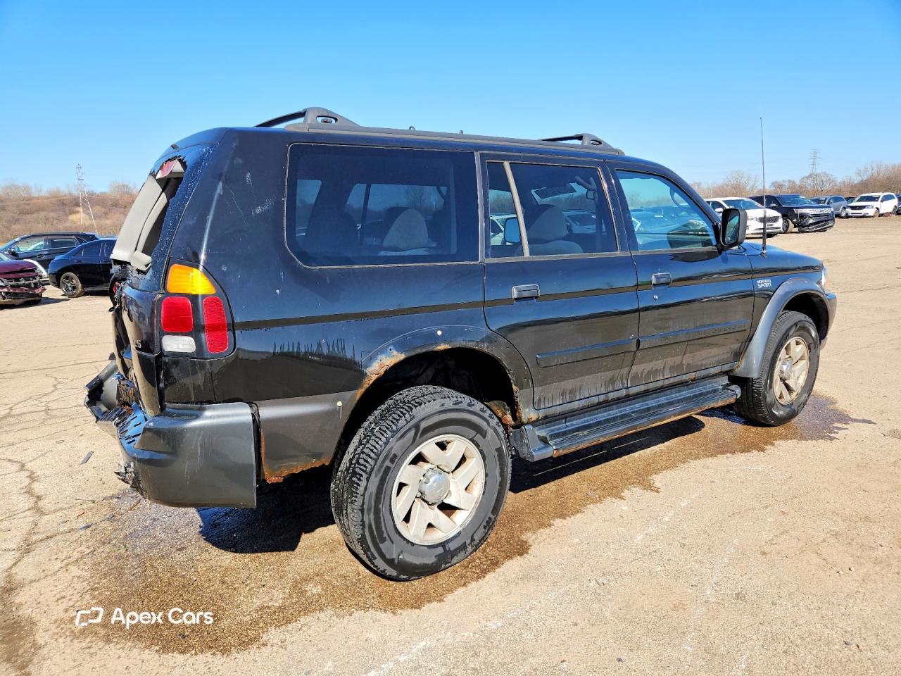 Mitsubishi Montero 2000