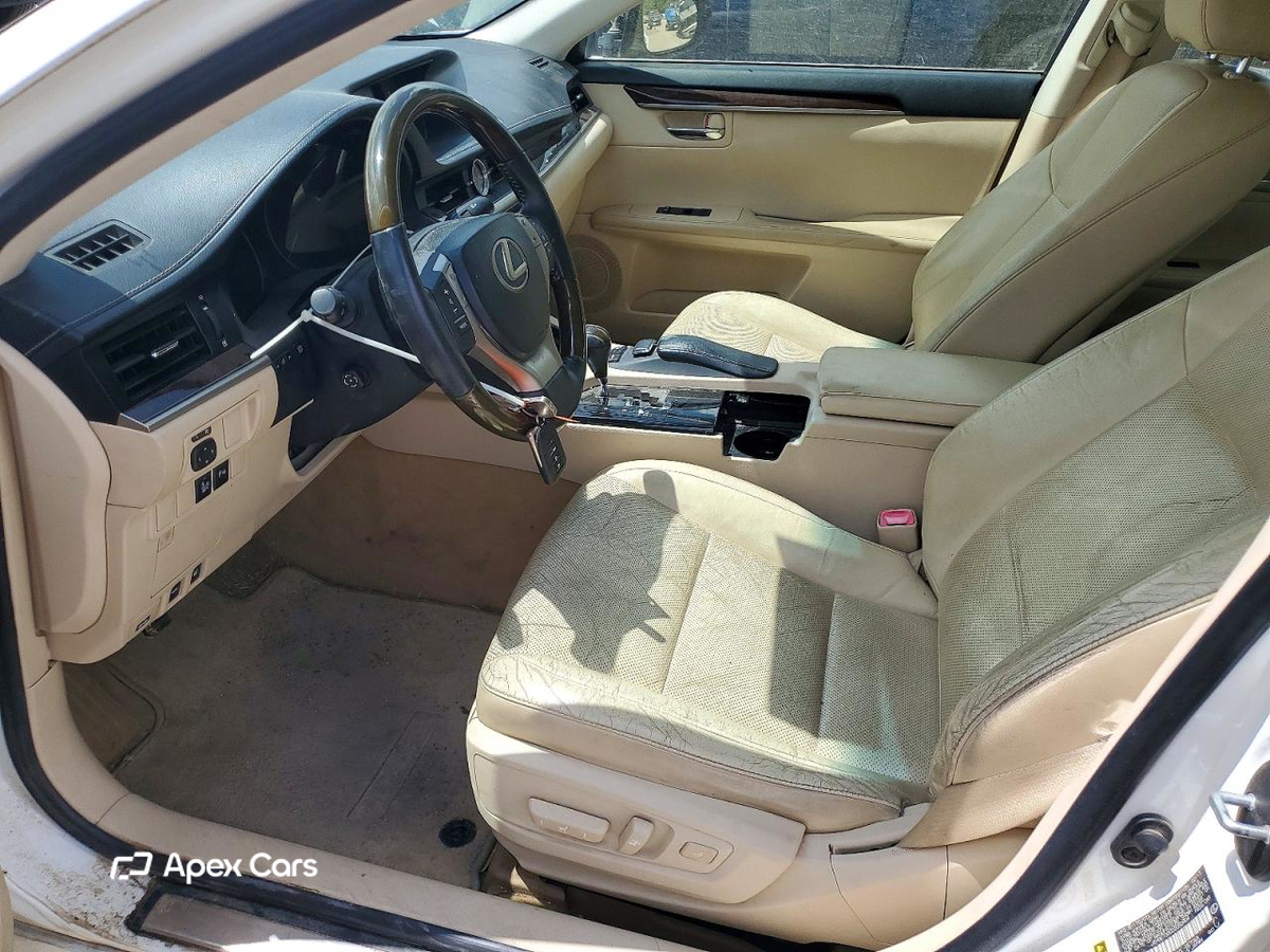 Lexus ES 2013