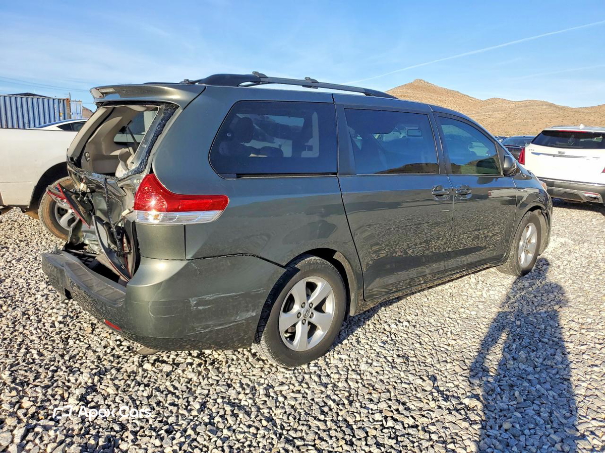 Toyota Sienna 2014