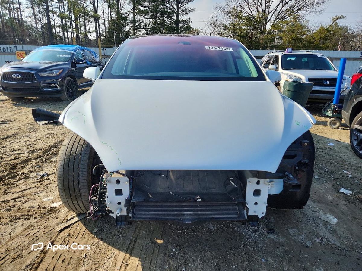 Tesla Model X 2016