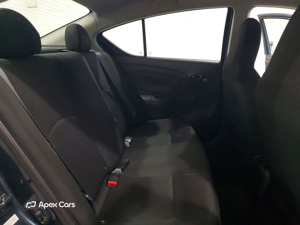 Nissan Versa 2016