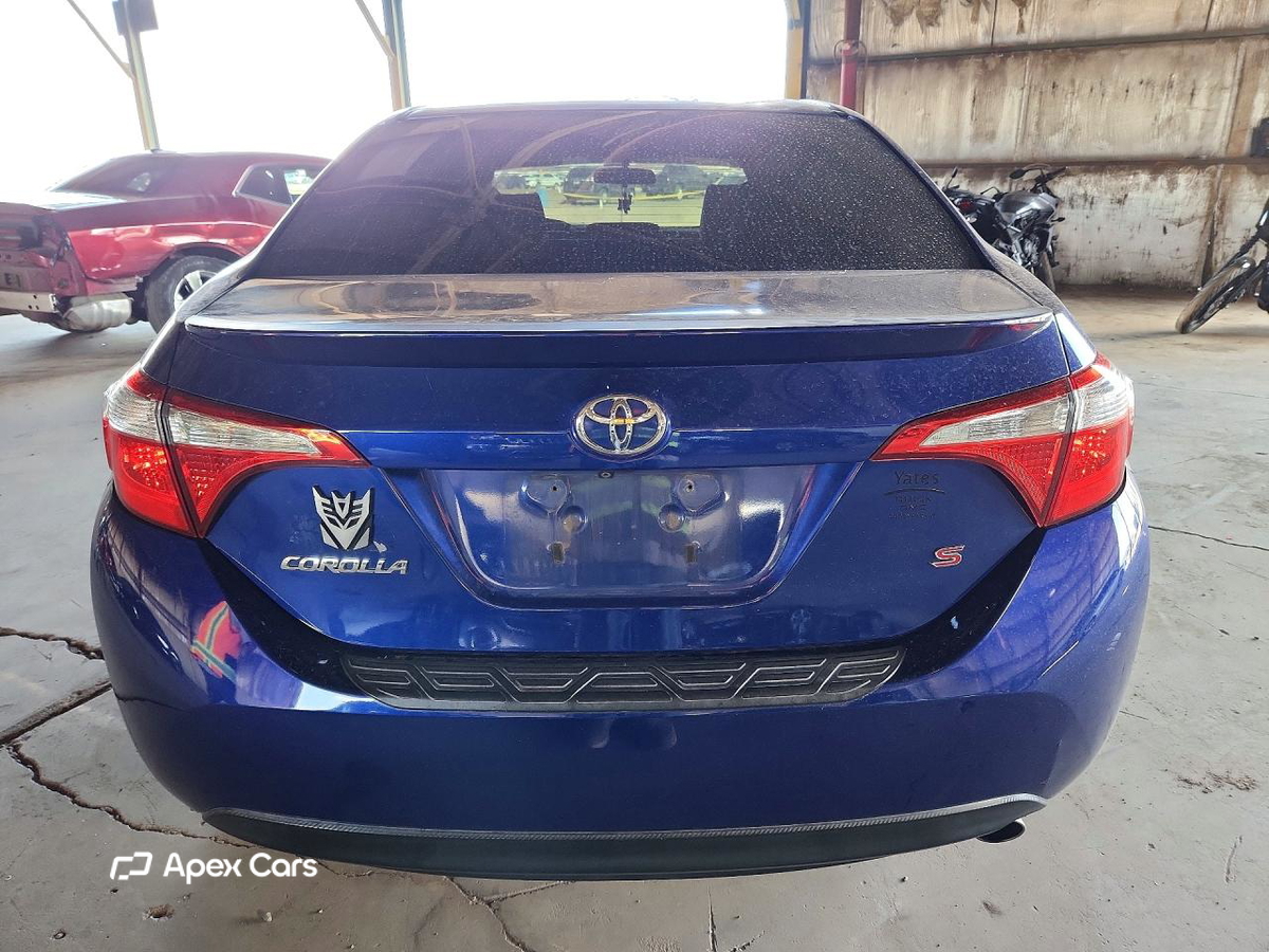 Toyota Corolla 2015