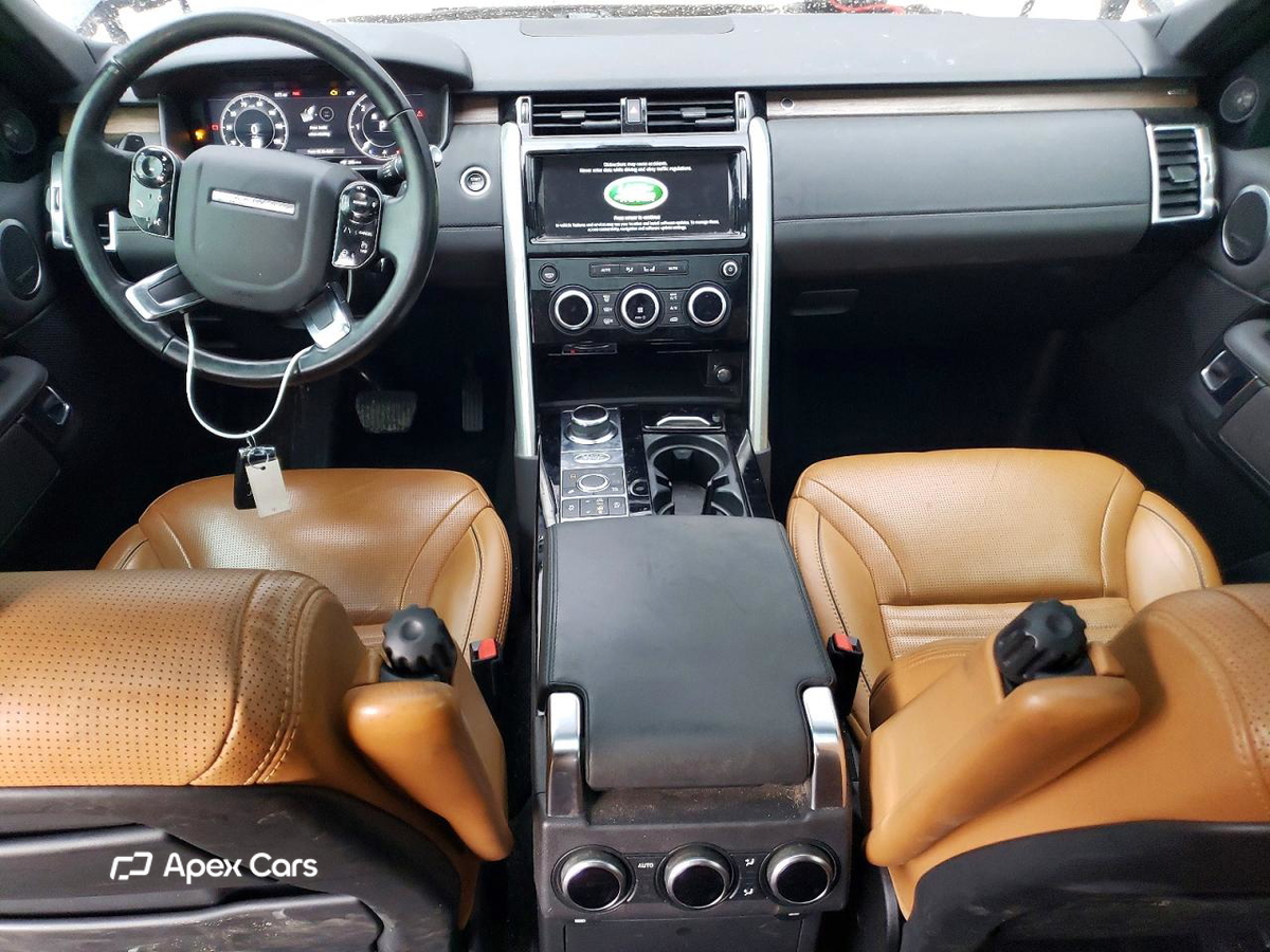 Land Rover Discovery 2020