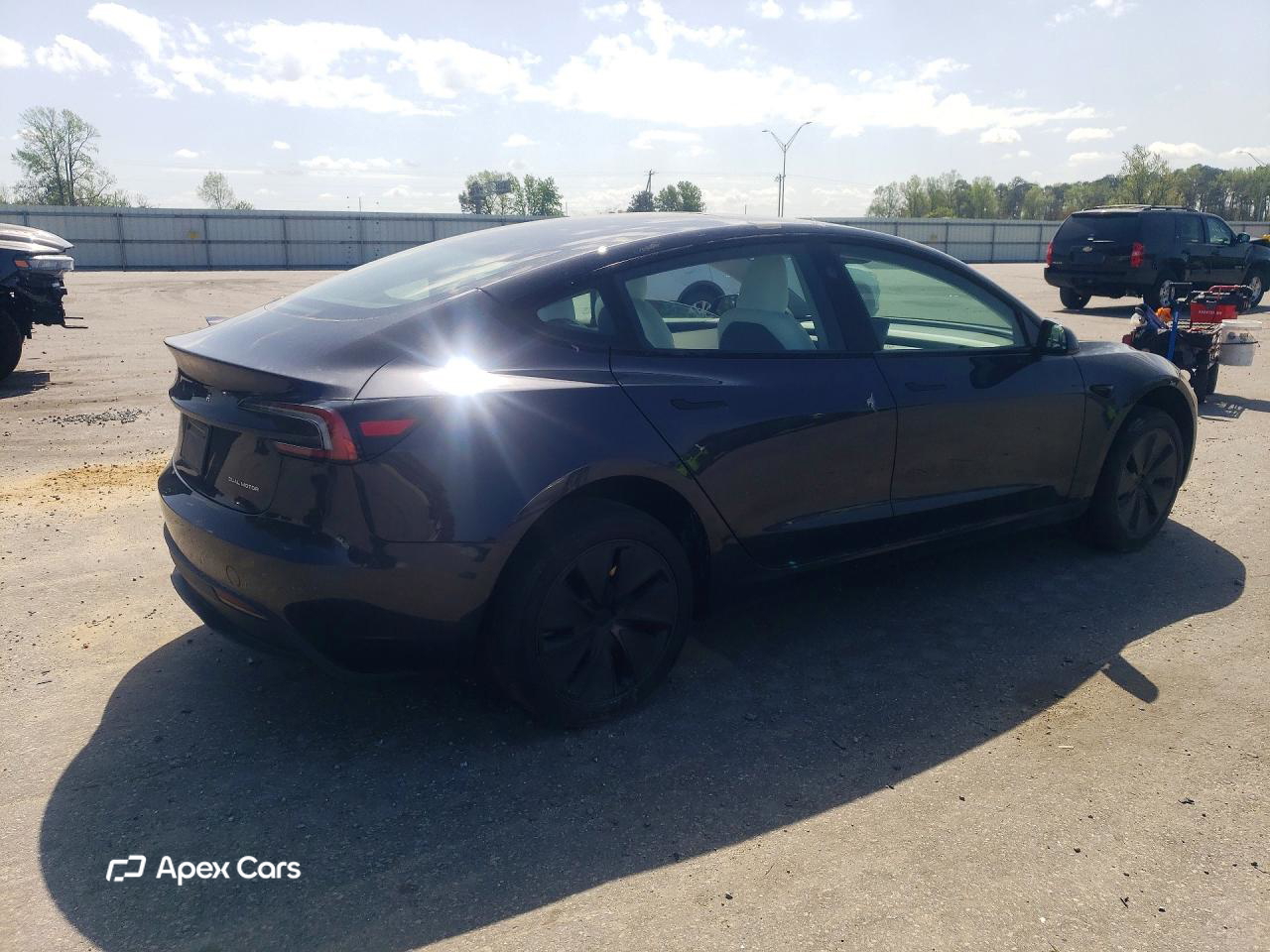 Tesla Model 3 2024