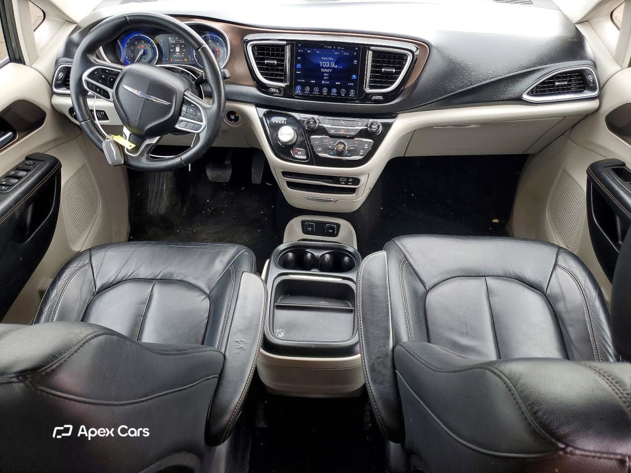 Chrysler Pacifica 2017
