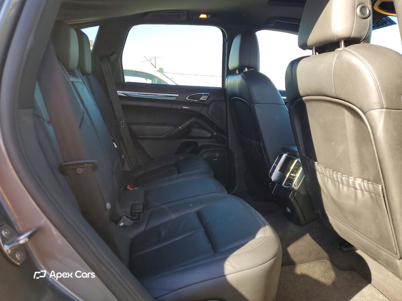 Porsche Cayenne 2012