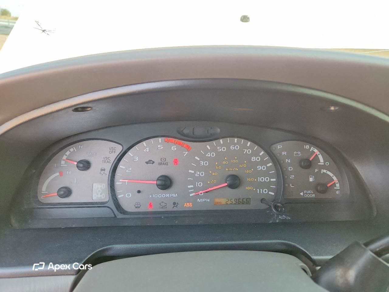 Toyota Sequoia 2003