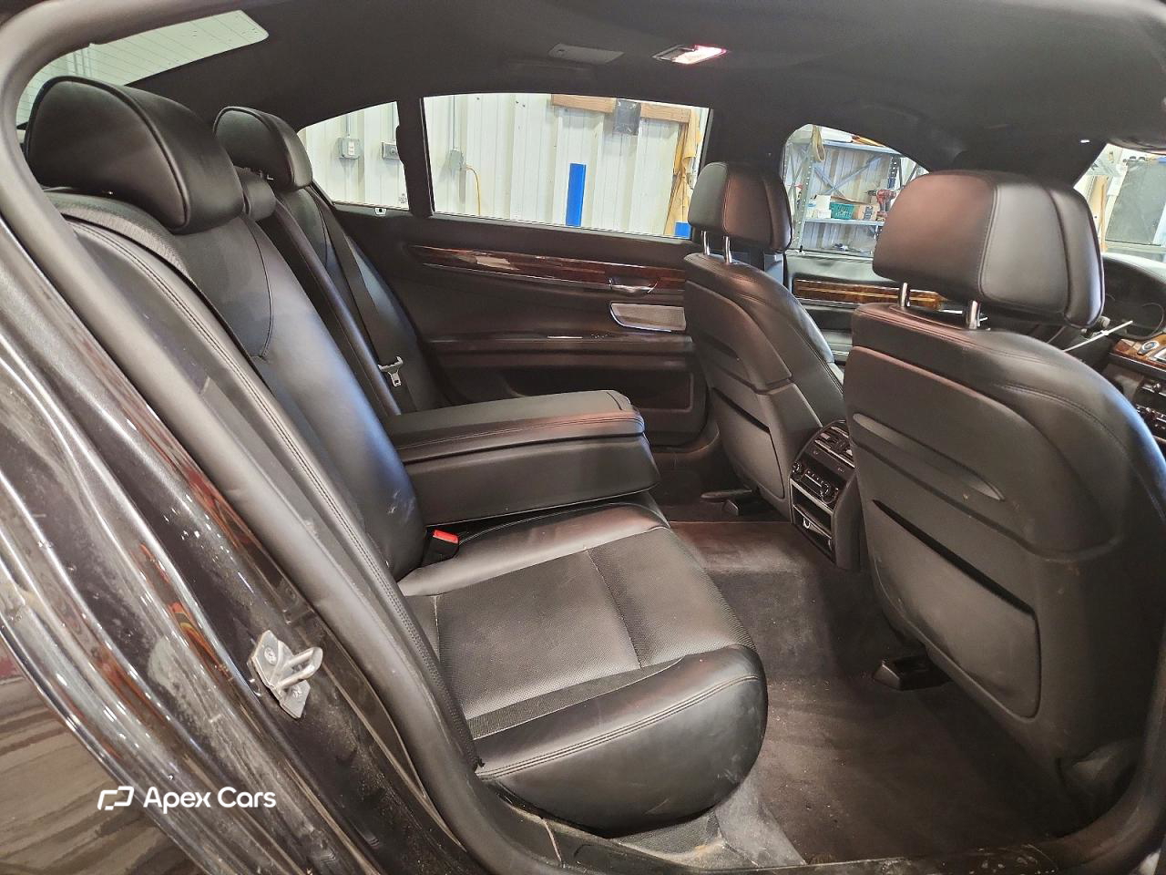 BMW Series 7 2014
