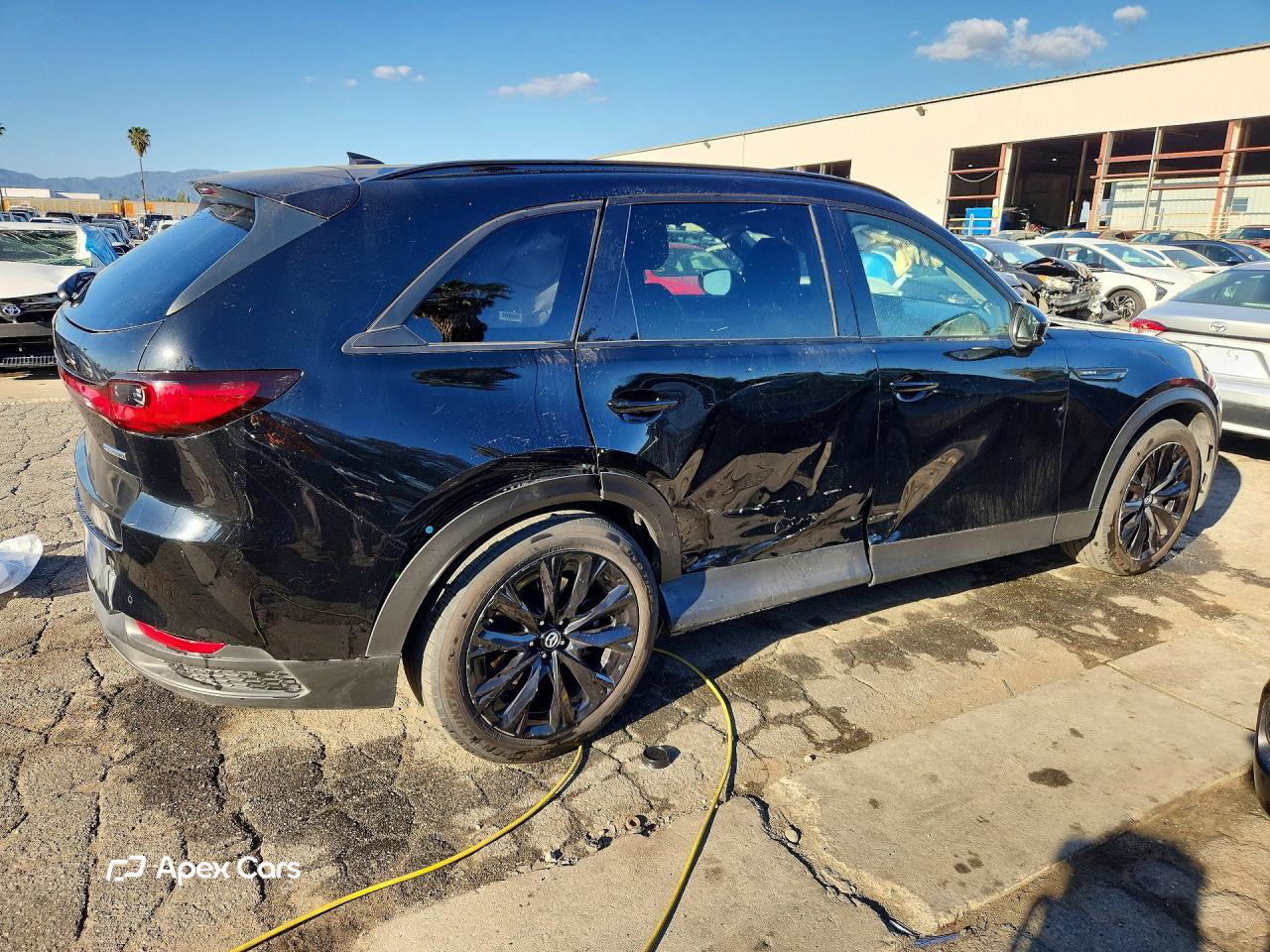 Mazda CX-90 2025