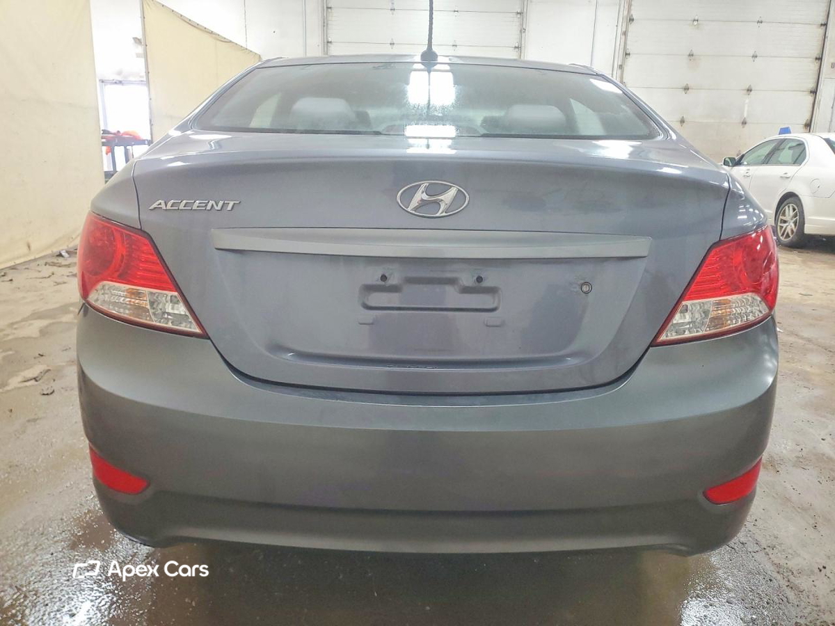Hyundai Accent 2013