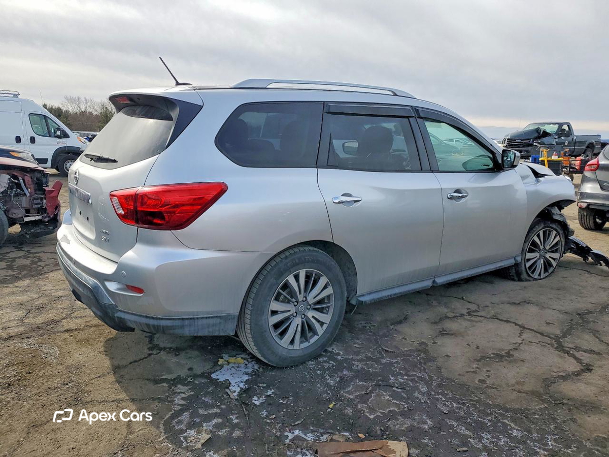 Nissan Pathfinder 2018