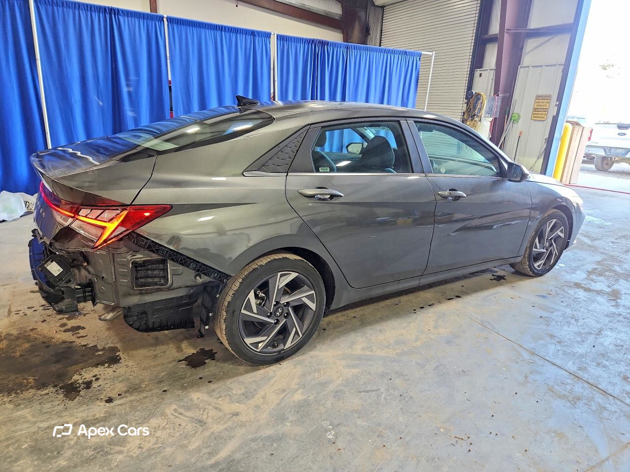 Hyundai Elantra 2025
