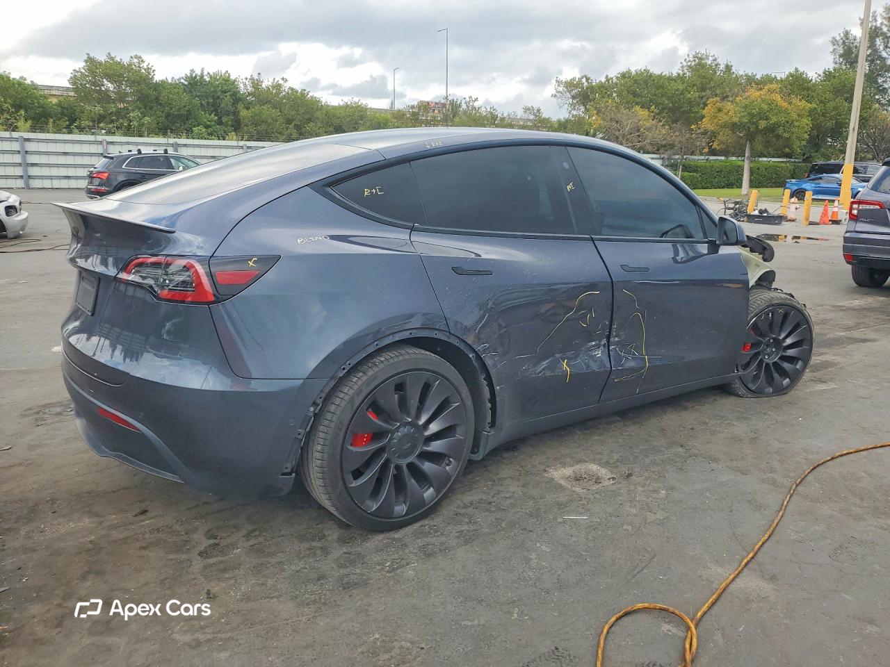 Tesla Model Y 2022